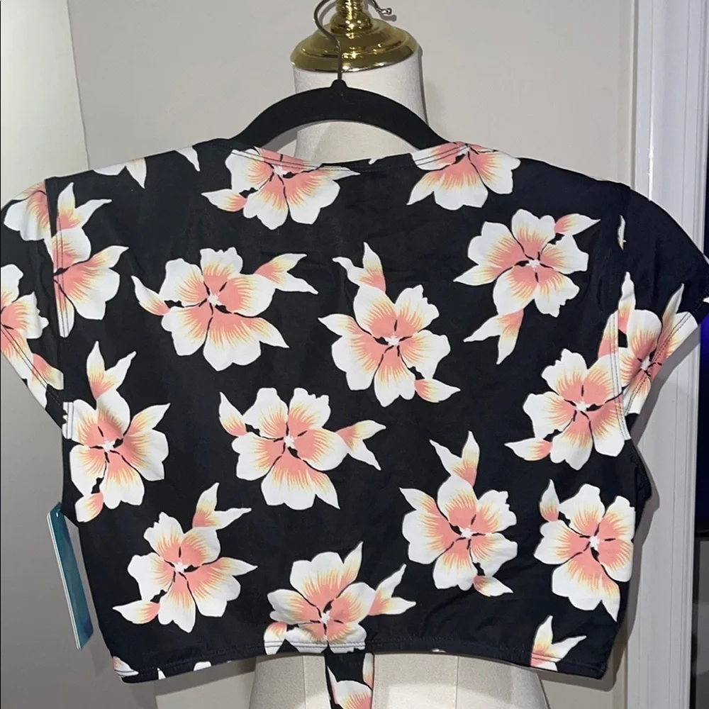 Floral Bathing Suit Black Crop Top - Picture 5 of 5